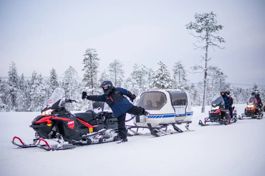 1-Hour Family Snowmobile Safari in the Arctic Forest